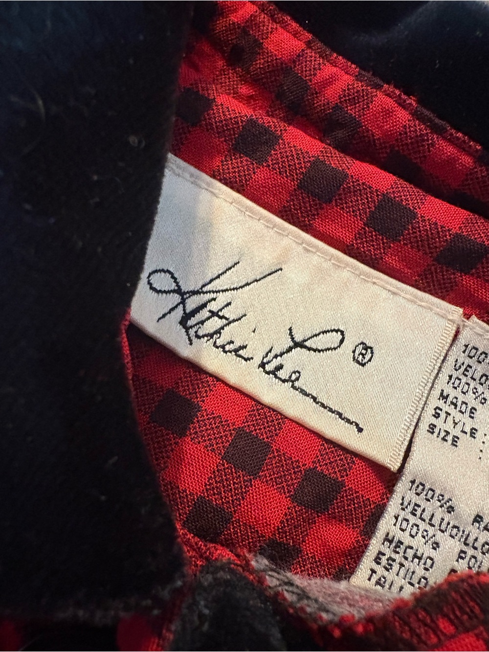 Red and Black Buffalo Plaid Long Dress with Black Collar. Vintage Kathie Lee. - Picture 4 of 4